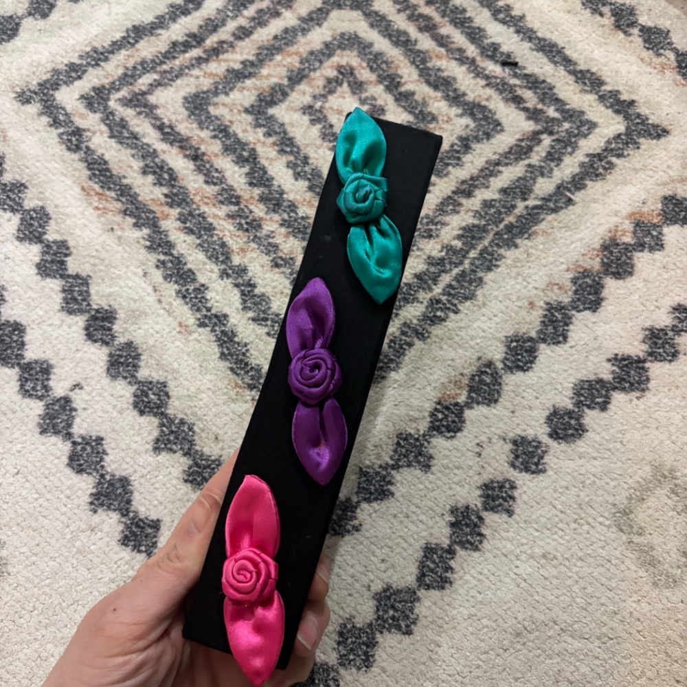 Vintage 90s lipstick container with mirror * accepting offers